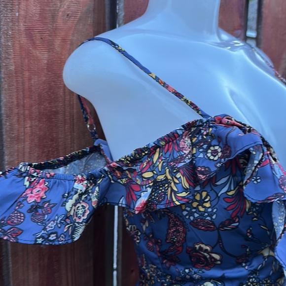 ZC Woman Elegant Floral High Low Dress in Blue Size S - Picture 9 of 15